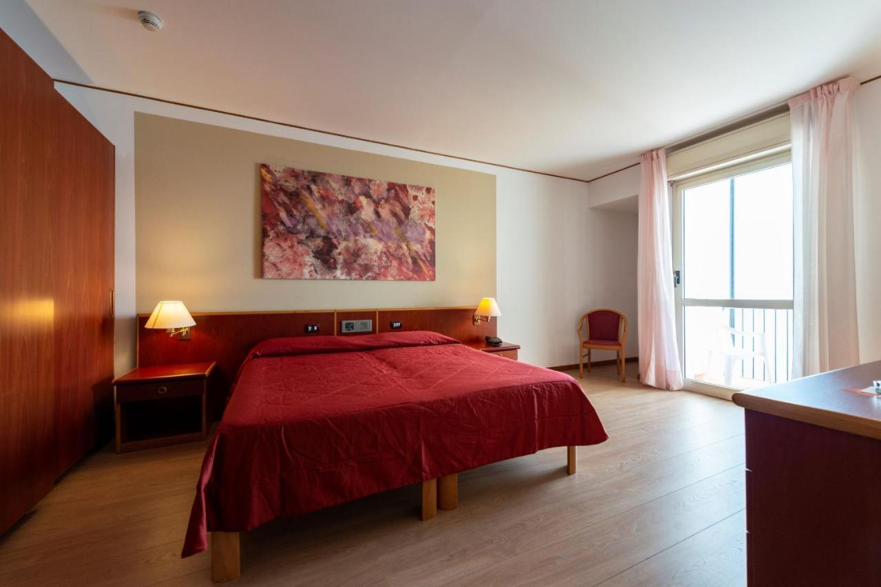 Hotel Torre Normanna Altavilla Milicia Ngoại thất bức ảnh