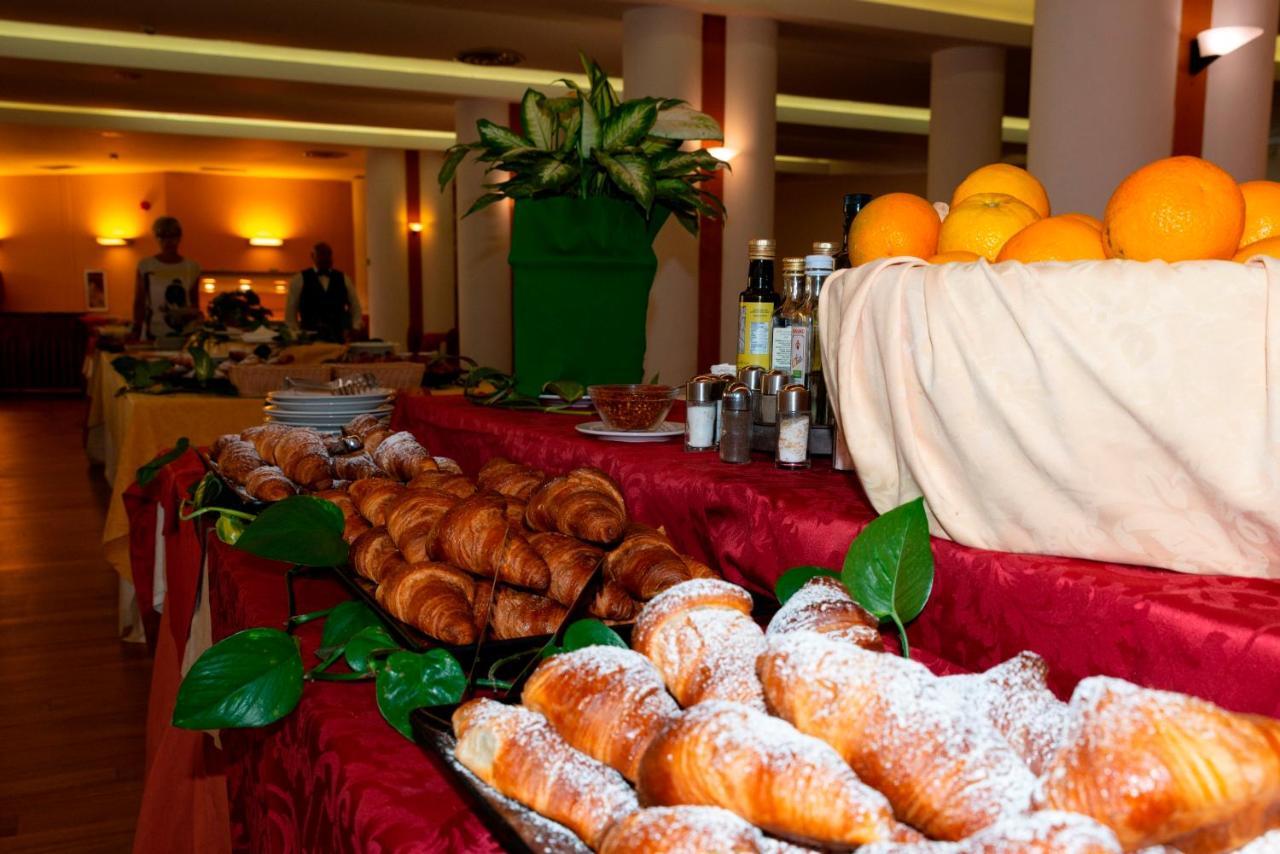 Hotel Torre Normanna Altavilla Milicia Ngoại thất bức ảnh